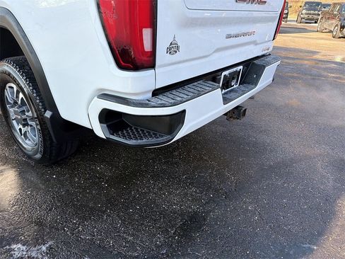 Used 2022 GMC Sierra 2500 AT4 w/ Gooseneck/5TH Wheel Package image 6
