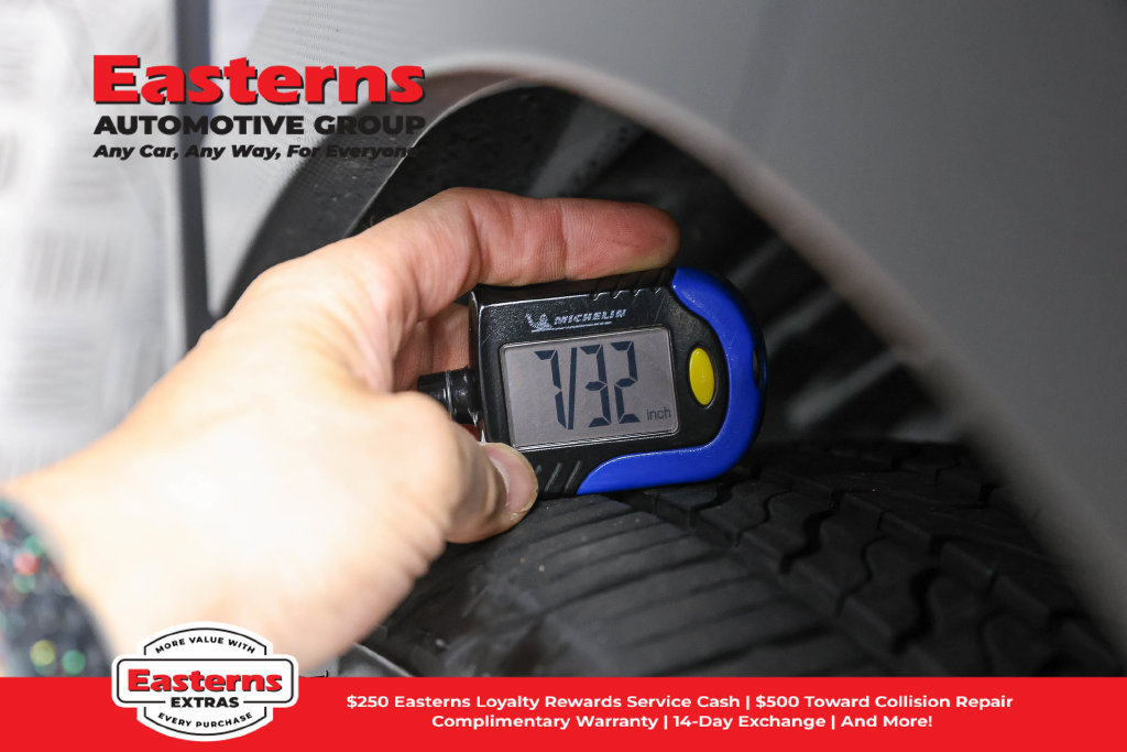 Used 2023 Subaru Forester AWD/4WD image 28