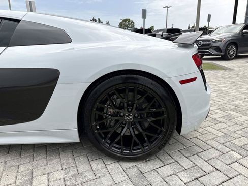 Used 2018 Audi R8 V10 plus AWD/4WD image 11