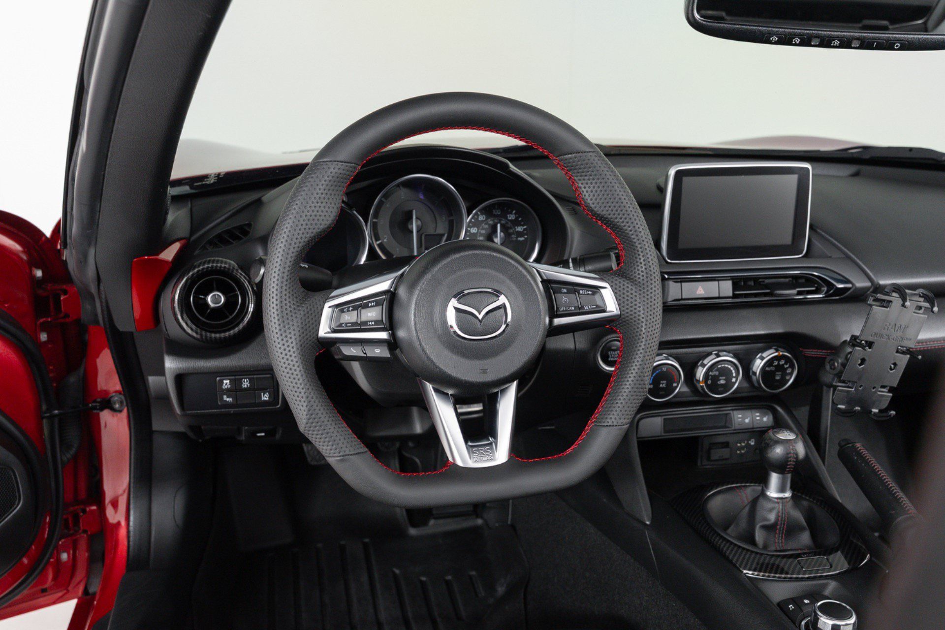 Used 2016 MAZDA MX-5 Miata Grand Touring RWD image 20