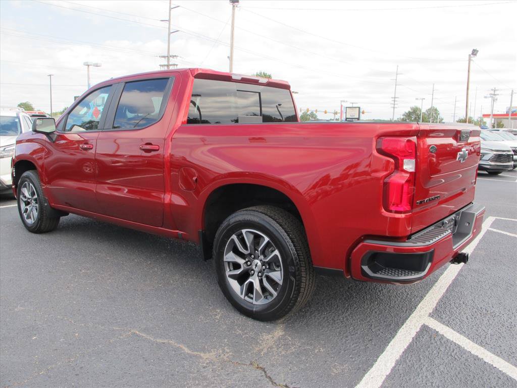 Used 2024 Chevrolet Silverado 1500 RST w/ Convenience Package II RWD image 5