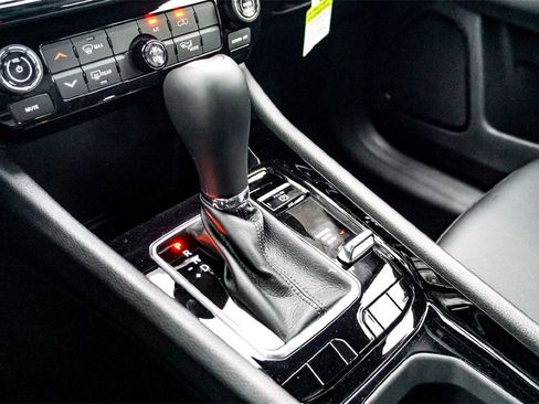 New 2026 Jeep Compass Latitude image 16