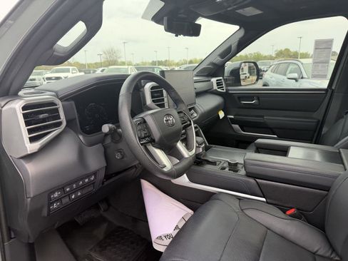 Used 2024 Toyota Tundra Platinum image 14