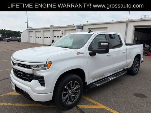 Used 2024 Chevrolet Silverado 1500 RST AWD/4WD image 4