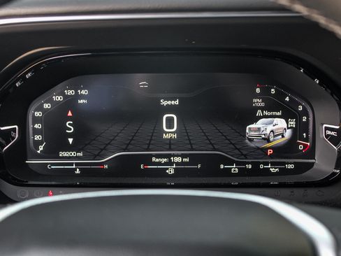 Used 2024 GMC Yukon Denali AWD/4WD image 35
