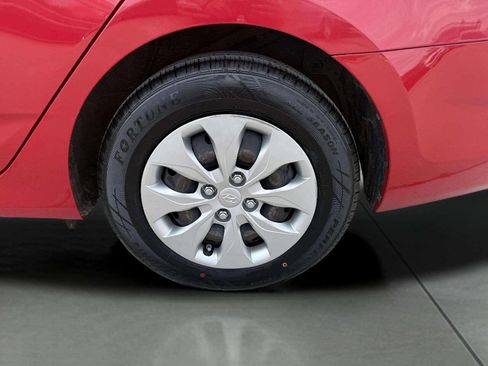 Used 2016 Hyundai Accent SE image 19