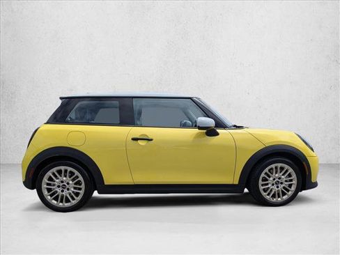 Certified 2025 MINI Cooper S FWD image 4