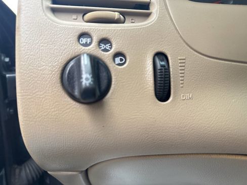 Used 2004 Ford Ranger XLT image 22