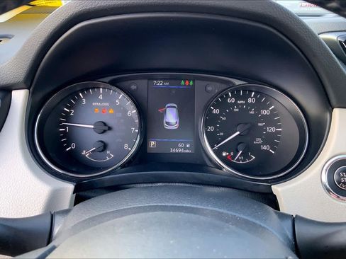Used 2022 Nissan Rogue Sport SV FWD image 25