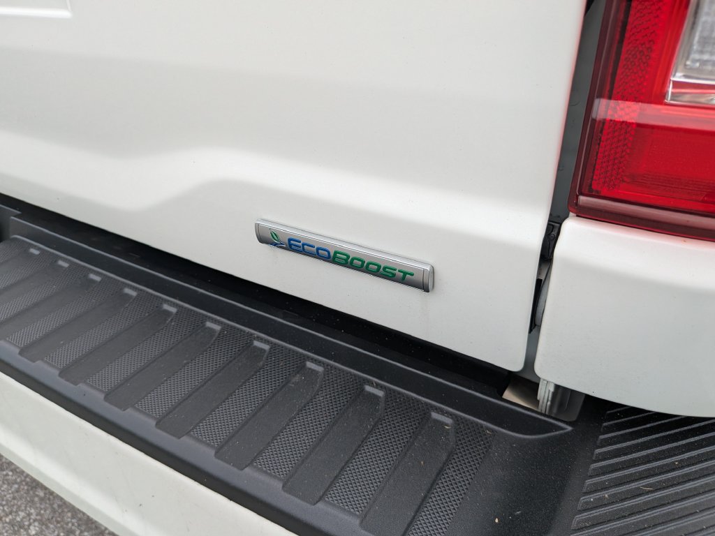 Used 2023 Ford F150 Lariat AWD/4WD image 17