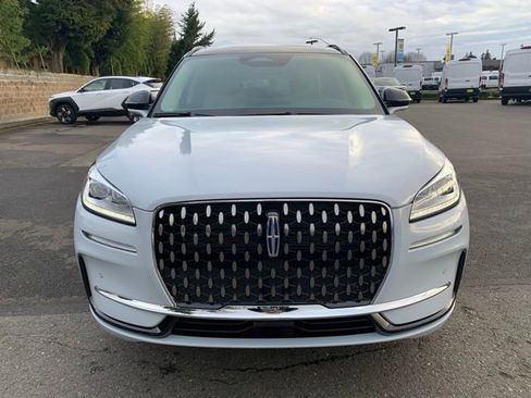 New 2025 Lincoln Corsair Grand Touring w/ Equipment Group 301A image 10