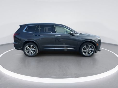 Used 2023 Cadillac XT6 Premium Luxury w/ Technology Package image 9