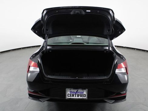 Certified 2023 Hyundai Elantra SEL FWD image 17