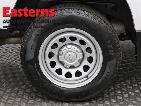 Used 2024 Chevrolet Colorado W/T image 27