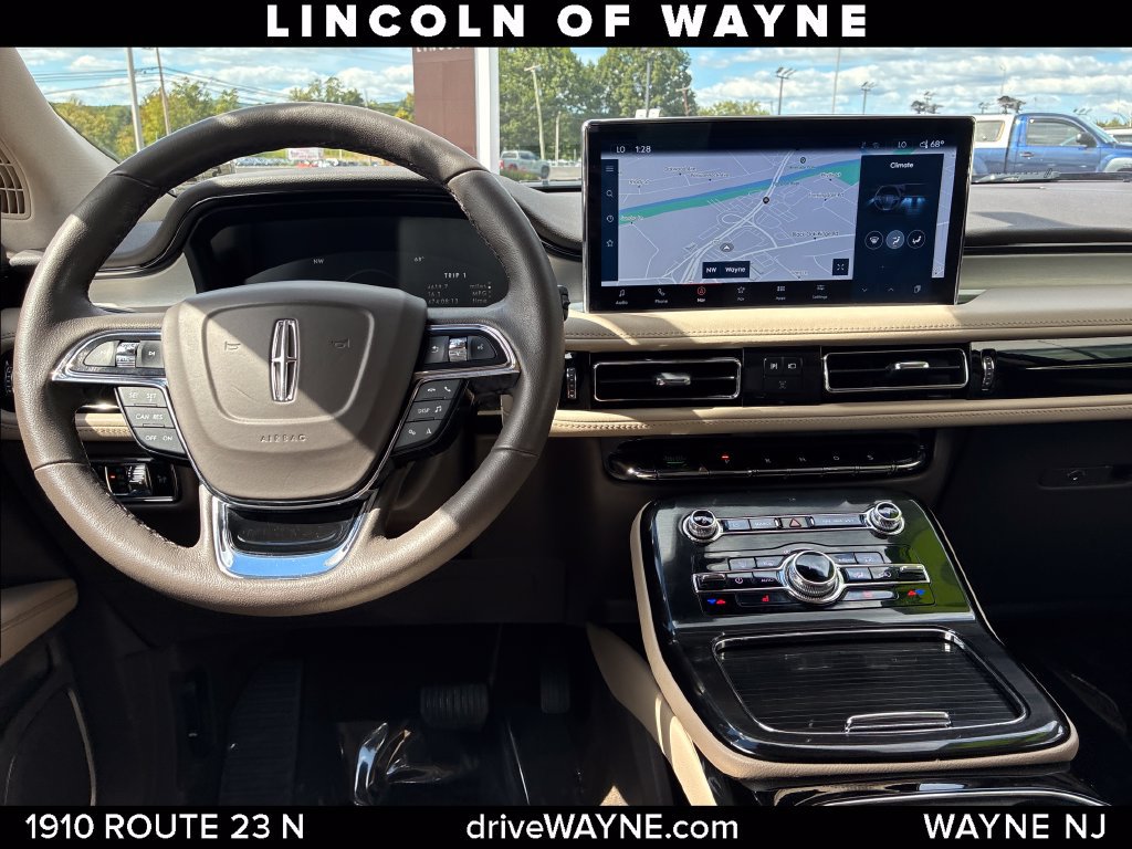 Certified 2023 Lincoln Nautilus AWD w/ Premium Package image 24