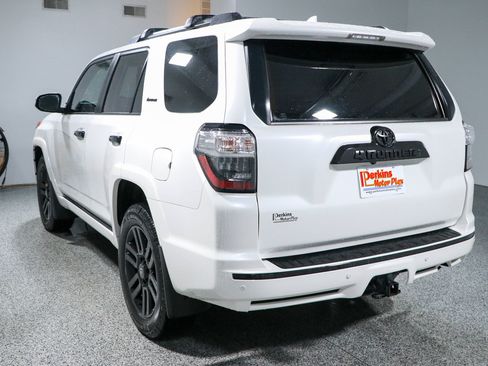 Used 2023 Toyota 4Runner Limited AWD/4WD image 9