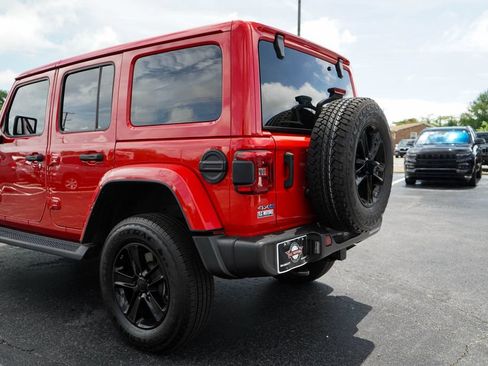 Used 2021 Jeep Wrangler Unlimited Sahara AWD/4WD image 20