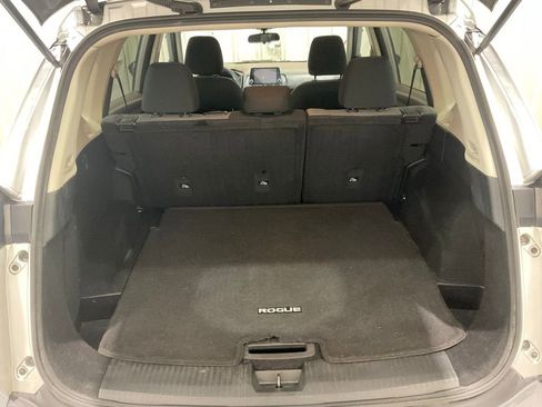 Used 2021 Nissan Rogue SV image 23
