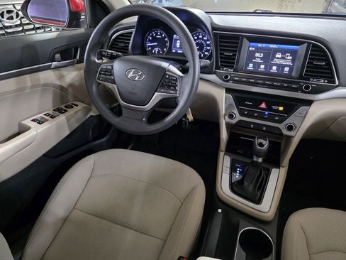 Used 2018 Hyundai Elantra SEL image 18
