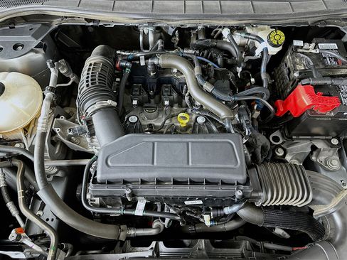 Used 2024 Ford Escape ST-Line image 32