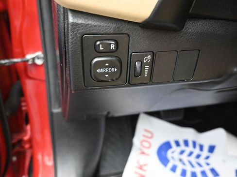 Used 2017 Toyota Corolla L image 13