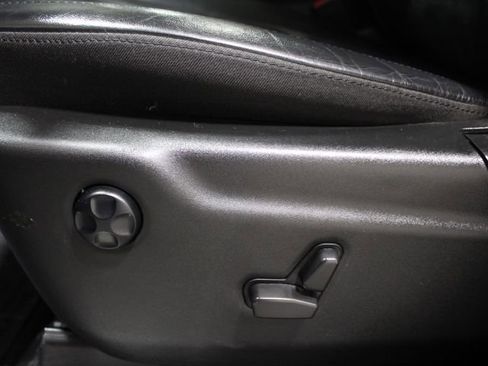 Used 2022 Jeep Grand Cherokee Limited w/ Trailer Tow Group IV image 22