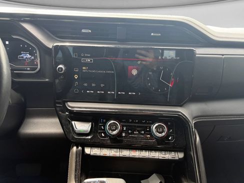 Used 2023 GMC Sierra 1500 AT4X AWD/4WD image 13