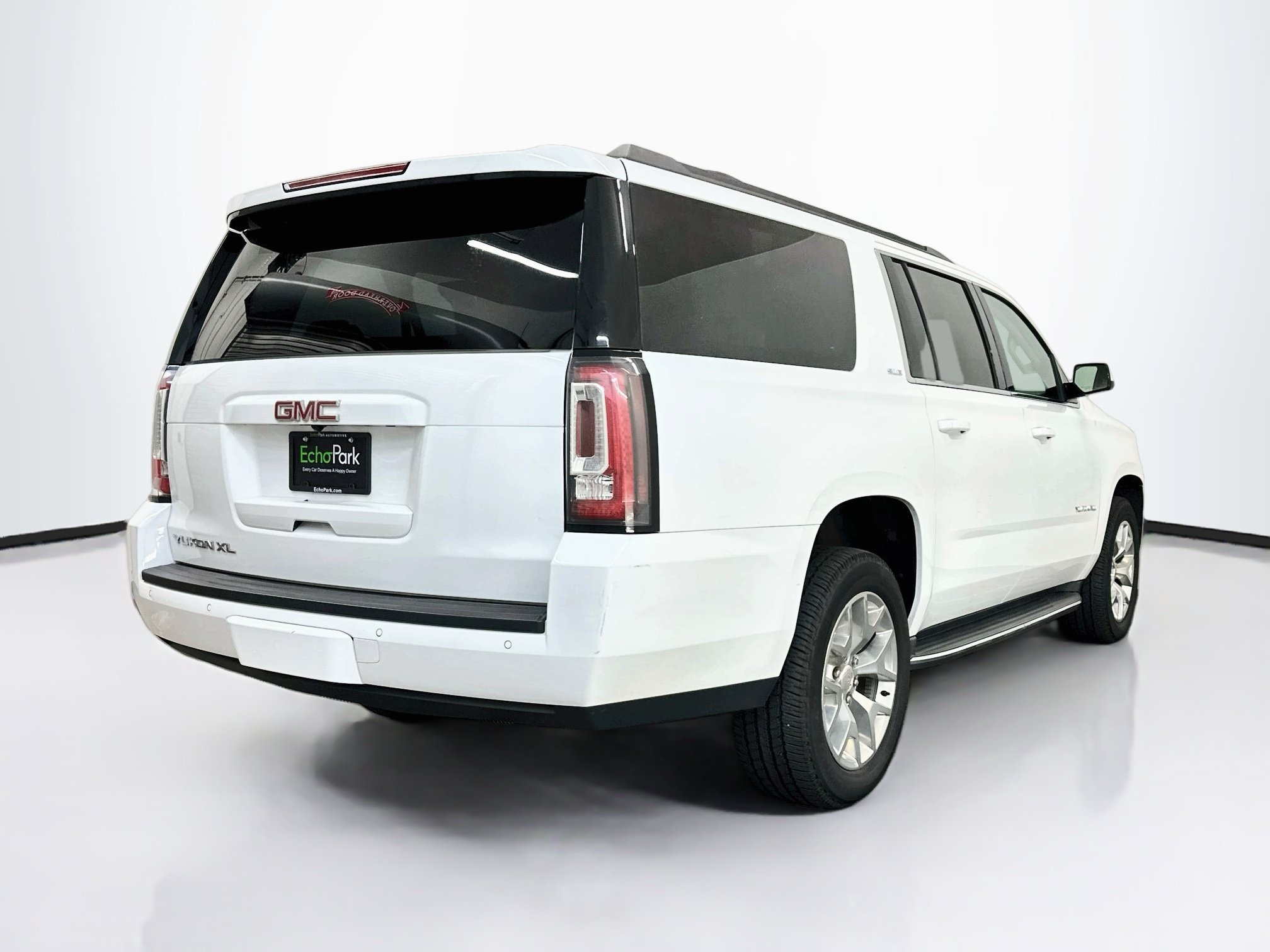 Used 2018 GMC Yukon XL SLE w/ SLE Value Package AWD/4WD image 9