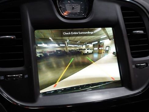 Used 2022 Chrysler 300 S image 28