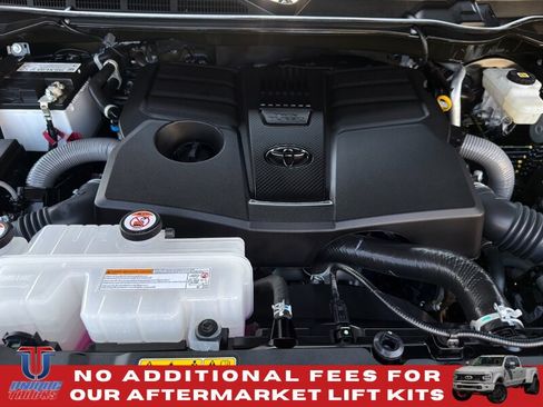 Used 2025 Toyota Tundra Limited w/ TRD Off-Road Package AWD/4WD image 17