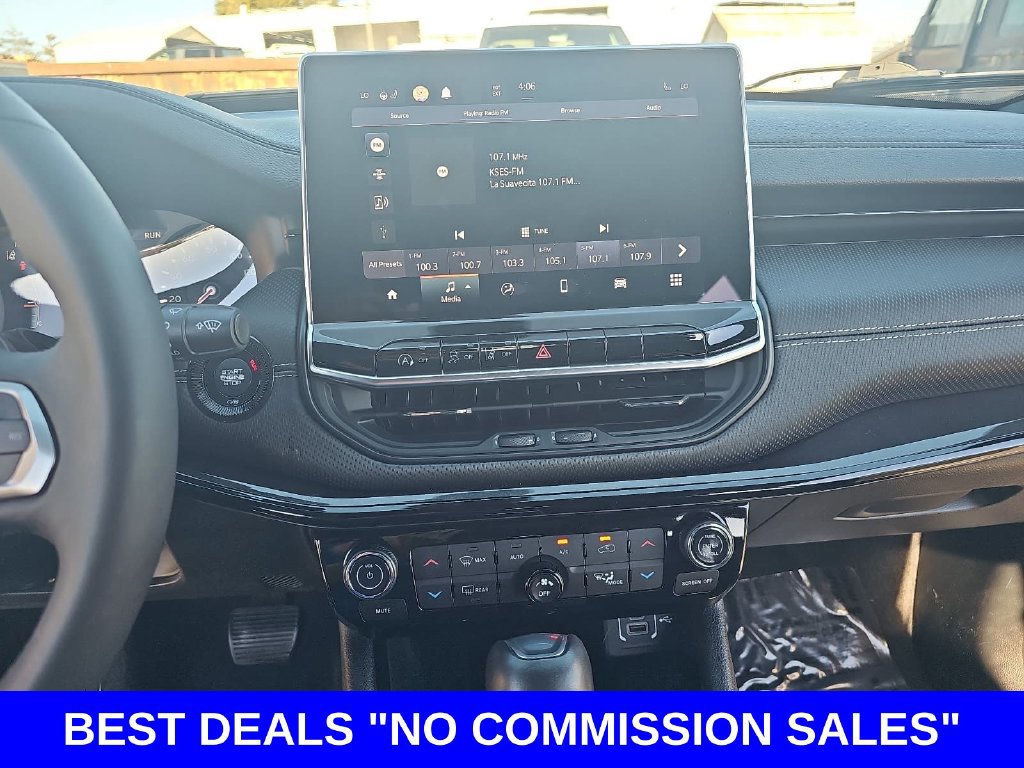 Used 2023 Jeep Compass Latitude w/ Sun and Sound Group AWD/4WD image 20