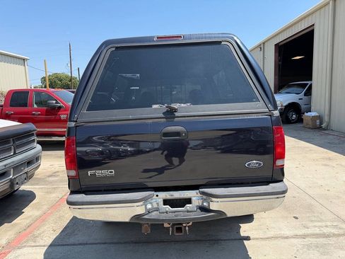 Used 1999 Ford F250 XLT AWD/4WD image 13