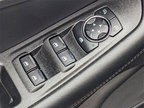 New 2024 Ford Edge SE w/ Black Appearance Package image 21