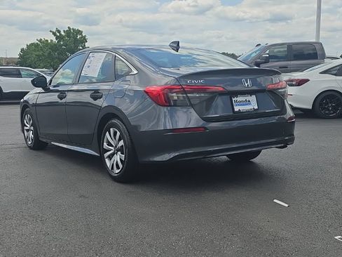 Used 2023 Honda Civic LX image 5