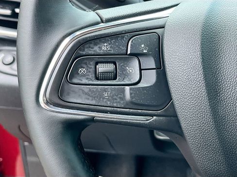 Used 2025 Buick Envista Sport Touring w/ Convenience II Package image 18