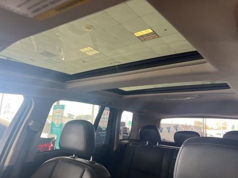 Used 2015 Mercedes-Benz GLK 350 4MATIC image 26