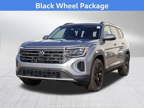 New 2026 Volkswagen Atlas SE image 4