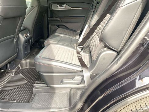 Certified 2025 Ford Explorer ST-Line w/ Premium Package RWD image 15