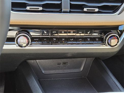 New 2026 Chevrolet Equinox ACTIV image 27