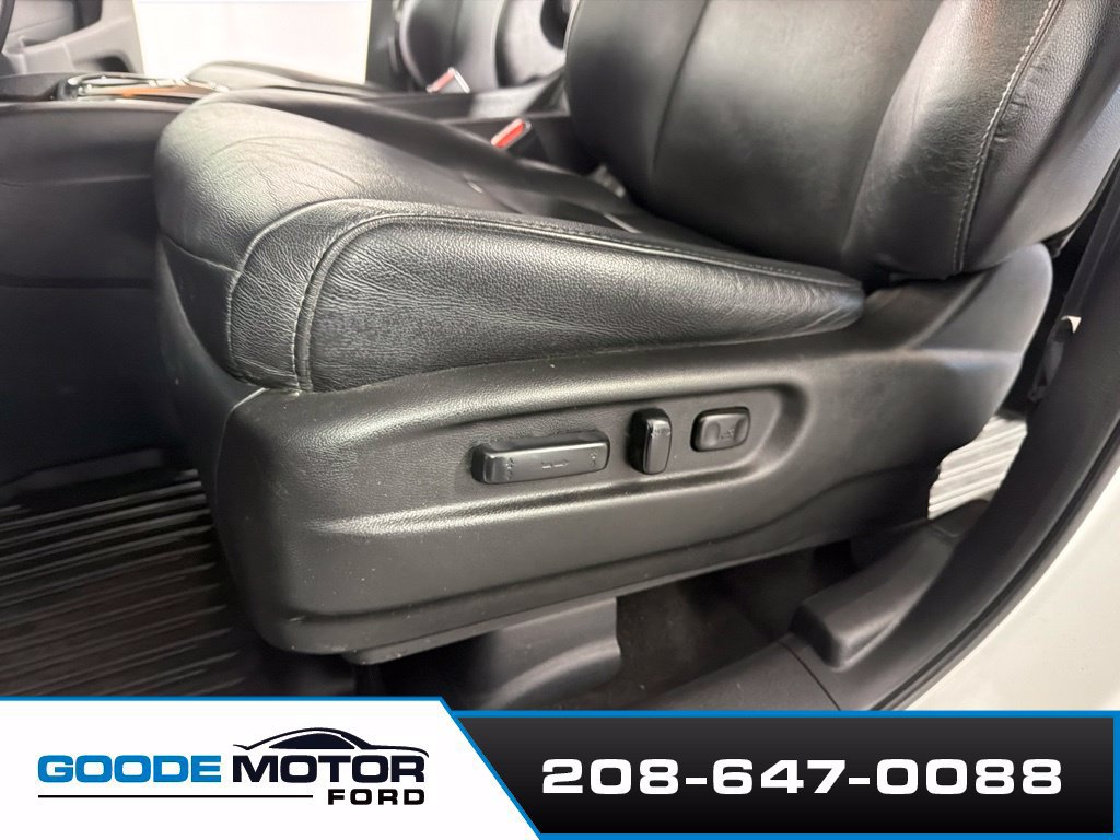 Used 2020 Honda Pilot Touring image 11