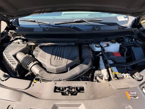 Used 2024 Chevrolet Traverse LT AWD/4WD image 28