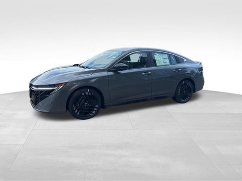 New 2026 Nissan Sentra SR w/ SR Premium Package FWD image 9