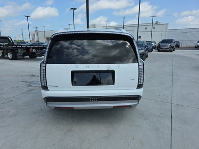 New 2026 Hyundai Ioniq 9 SEL