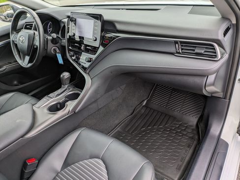 Used 2024 Toyota Camry SE FWD image 20