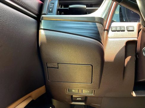 Used 2019 Lexus ES 350 w/ Accessory Package 2 FWD image 36