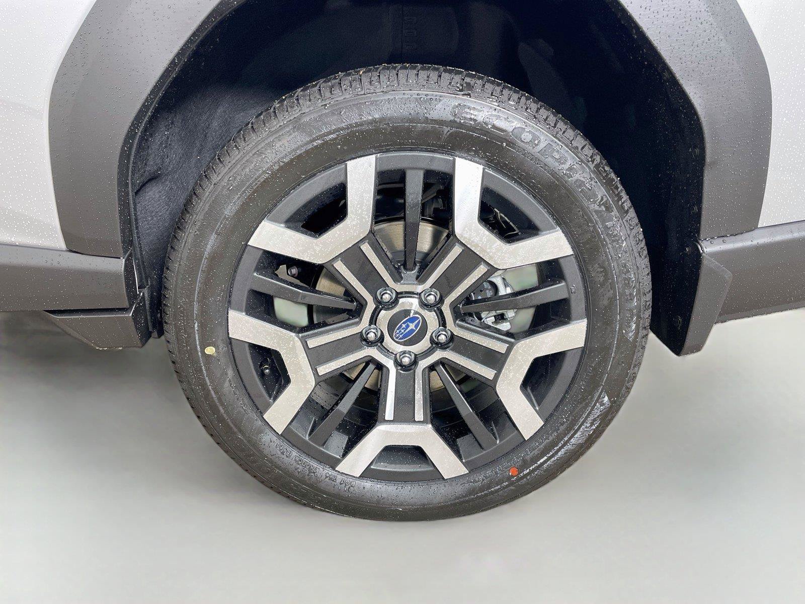 New 2026 Subaru Outback Touring XT w/ Convenience Package AWD/4WD image 30