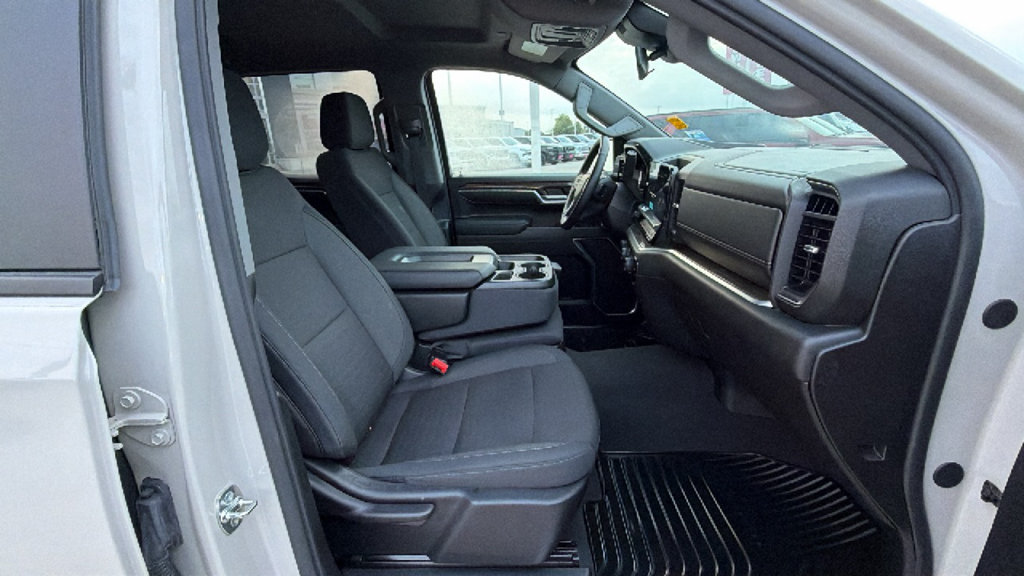 Used 2026 Chevrolet Silverado 1500 RST AWD/4WD image 31