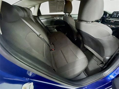 Used 2020 Kia Forte LXS image 25
