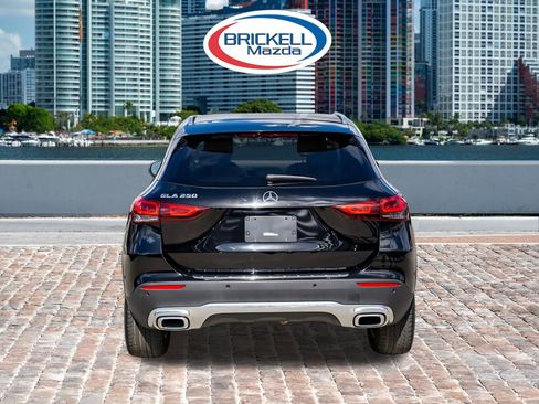 Used 2021 Mercedes-Benz GLA 250 w/ Premium Package image 3