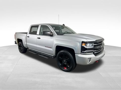 Used 2018 Chevrolet Silverado 1500 LTZ Z71 w/ Redline Edition AWD/4WD image 8